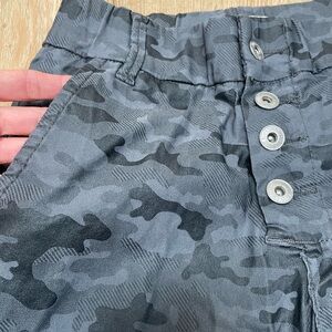 Flog Ronit Gray Camouflage Pants Size 24 like new